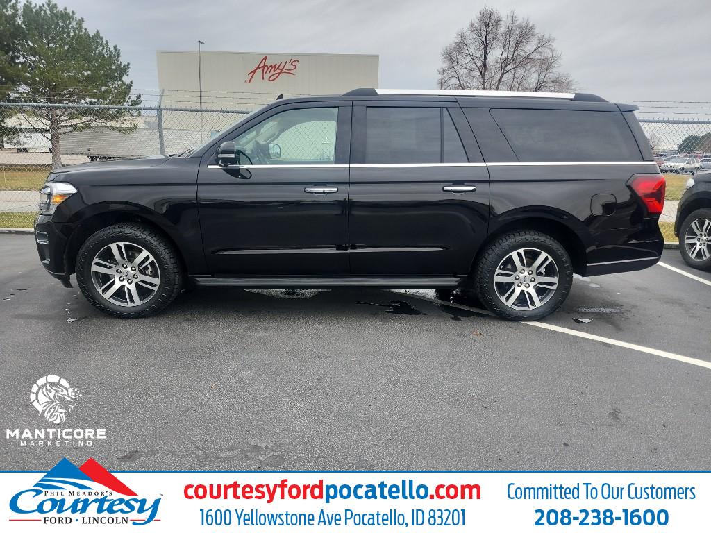 2024 Ford Expedition Limited's photo
