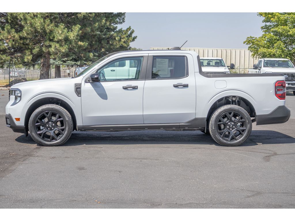 2025 Ford Maverick XLT - Photo 6