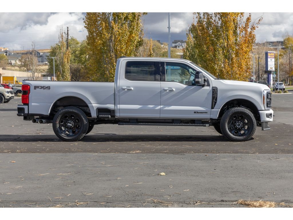 New 2026 Ford F-350 Lariat Cab; Crew