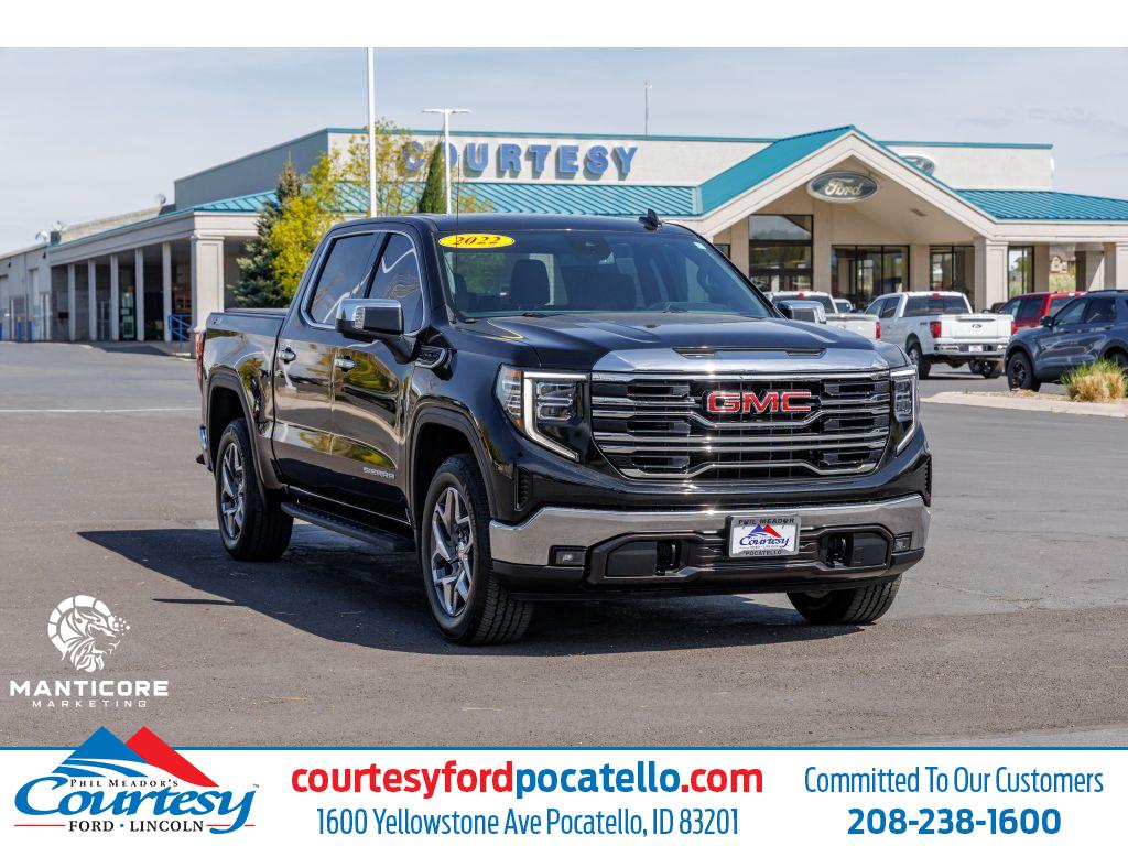 2022 GMC Sierra 4WD Crew Cab Short Box SLT's photo