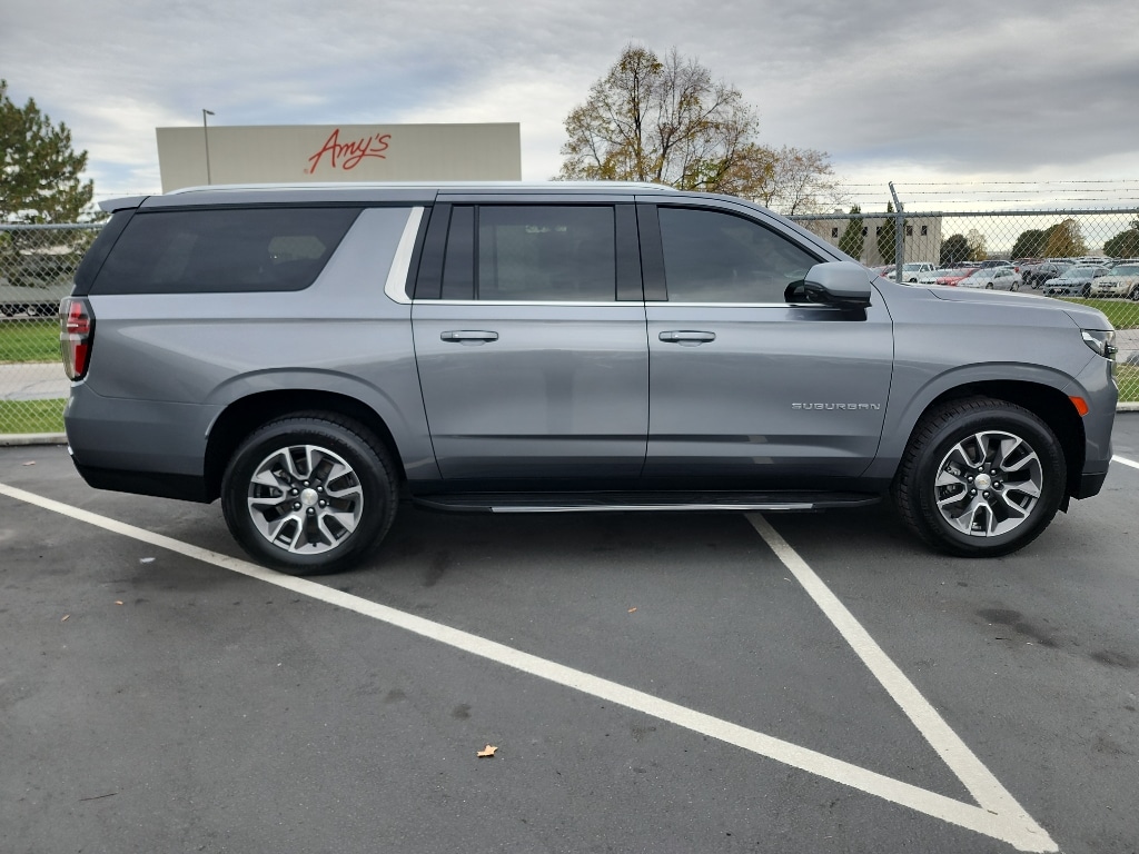 Used 2021 Chevrolet Suburban LT Wagon
