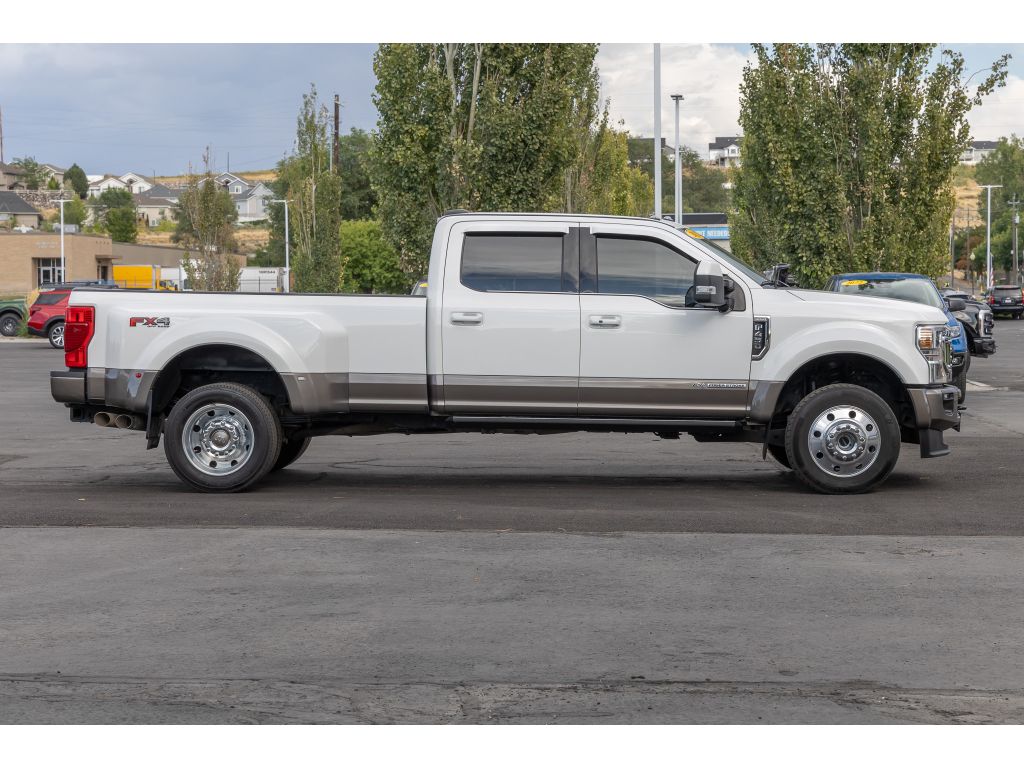 2022 Ford F-450 King Ranch photo 2