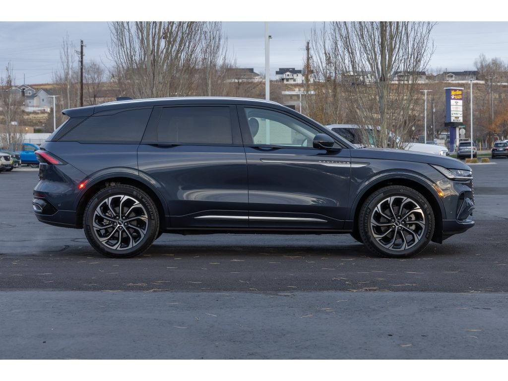 Used 2024 Lincoln Nautilus Reserve Wagon