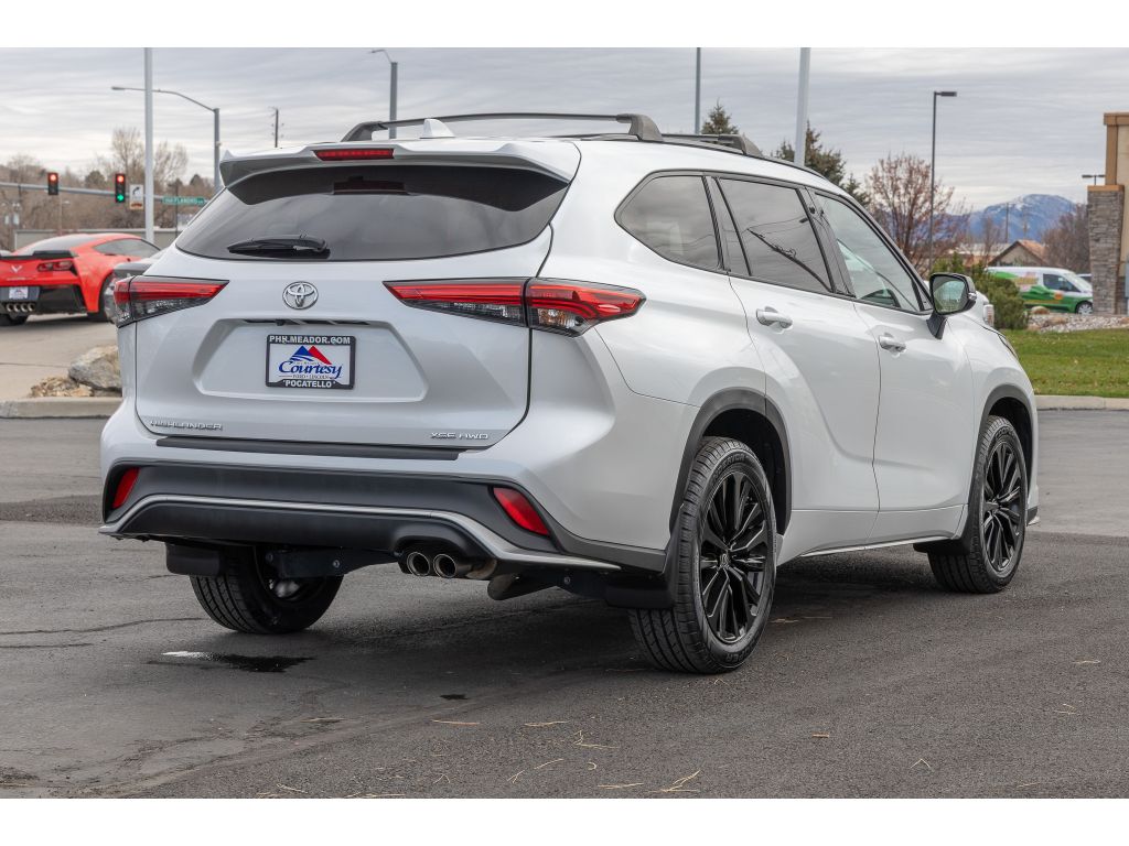 Image of 2023 Toyota Highlander XSE All Wheel Drive Wagon
