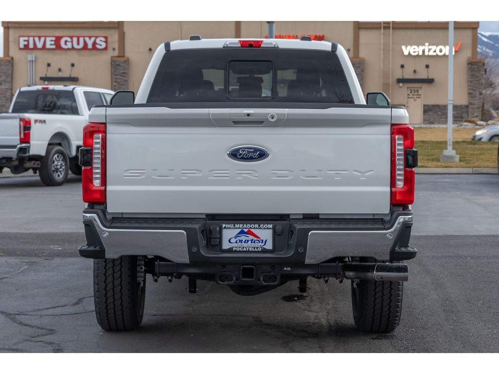 New 2026 Ford F-350 Lariat Cab; Crew