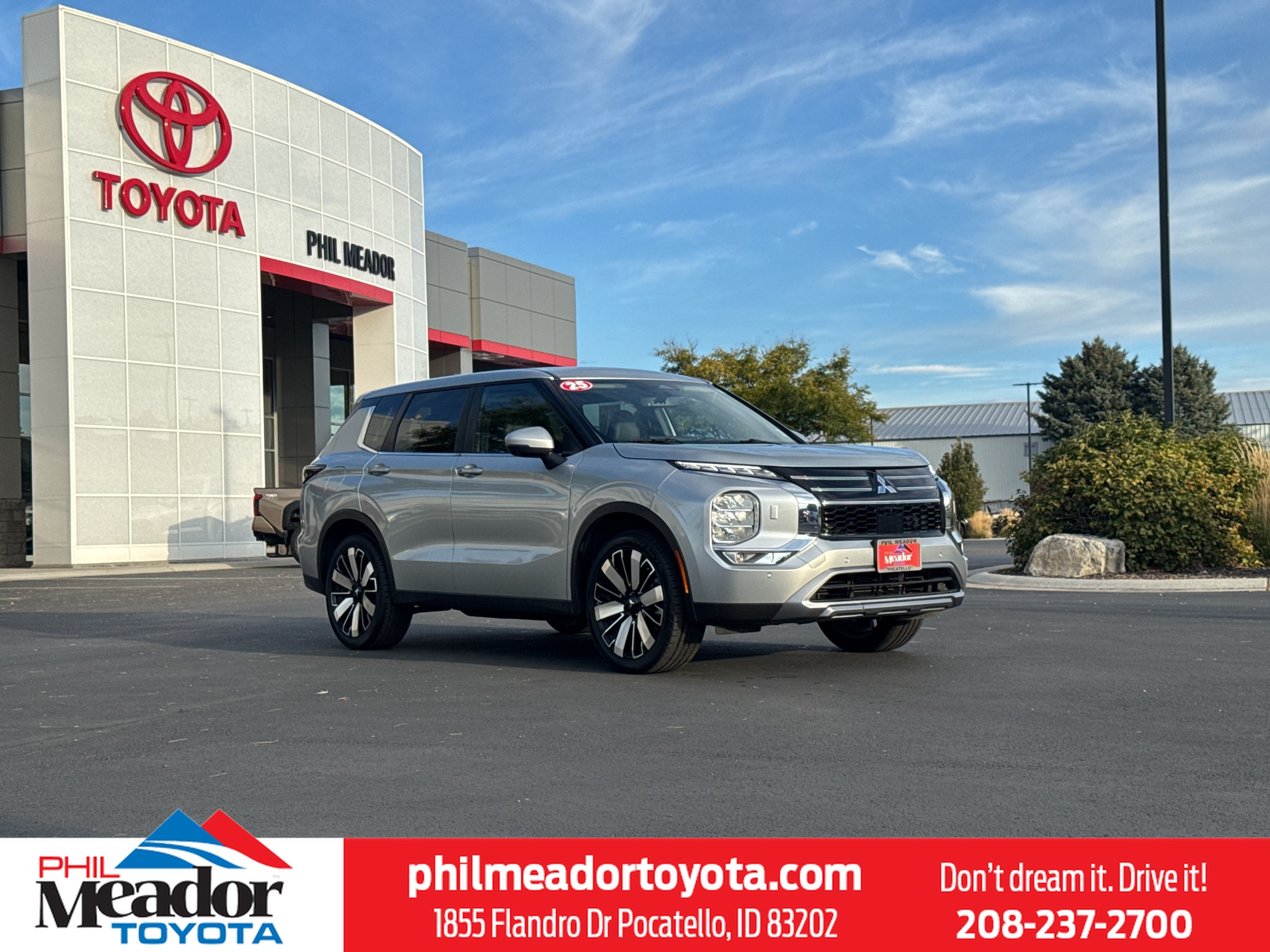 2025 Mitsubishi Outlander