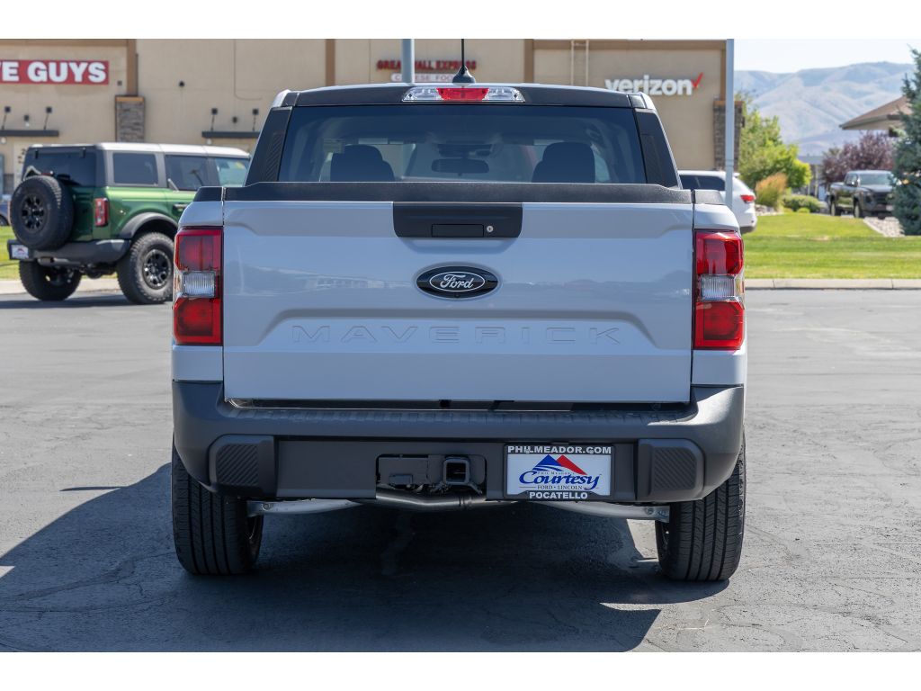 2025 Ford Maverick XLT photo 3