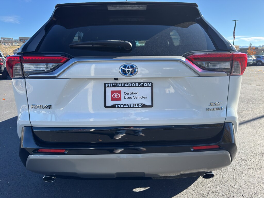 2021 Toyota RAV4 Hybrid XSE photo 3