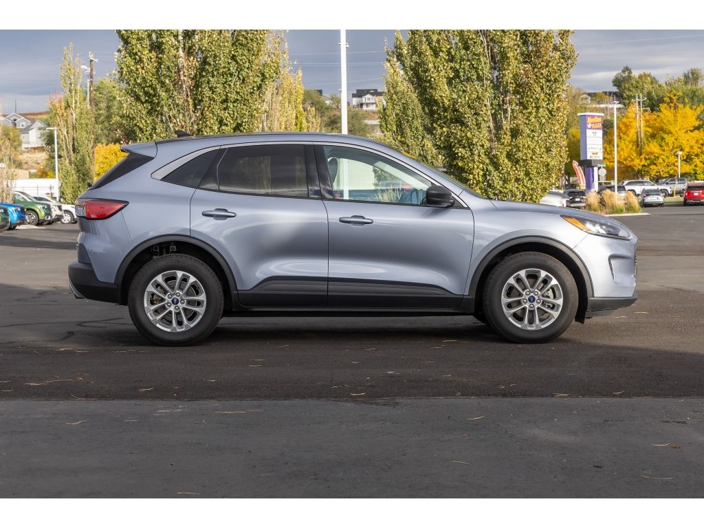 Used 2022 Ford Escape Hybrid SE Hybrid Wagon