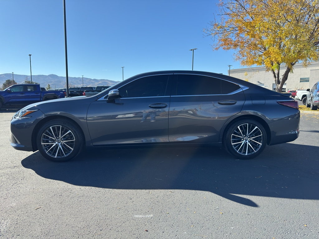 Used 2024 Lexus ES 300h Premium Sedan