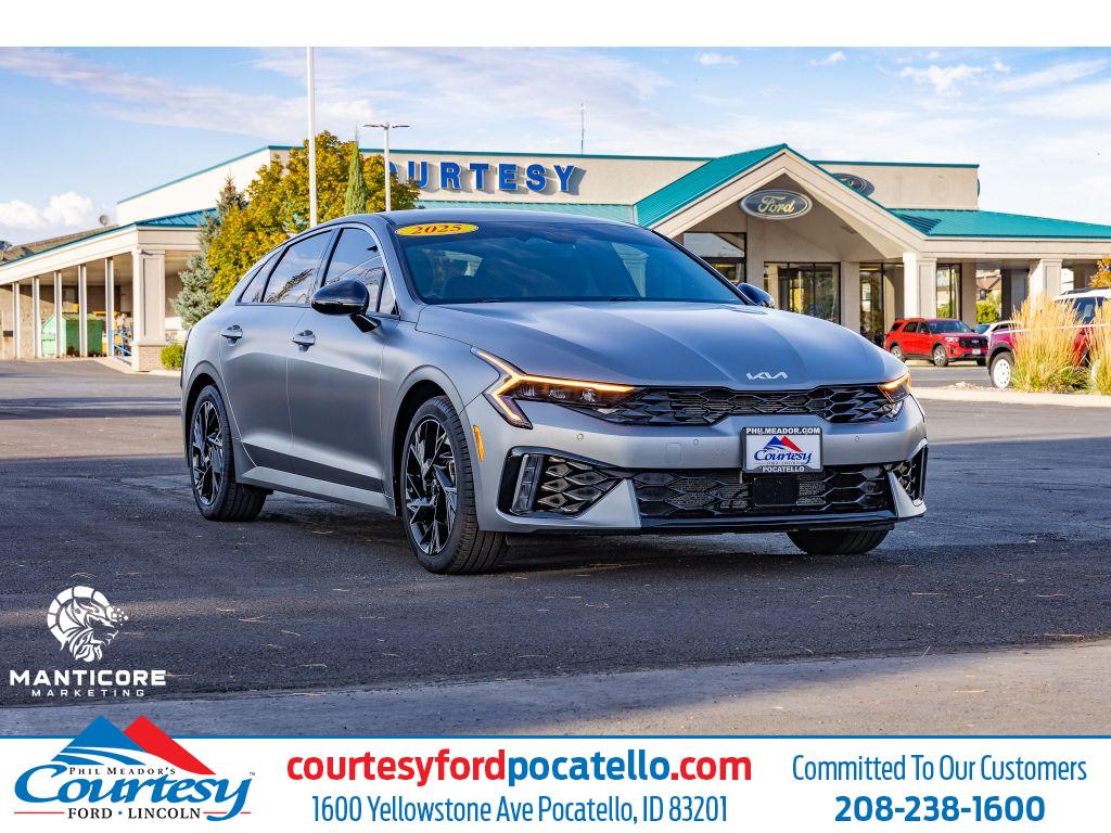 2025 Kia K5 GT-Line's photo