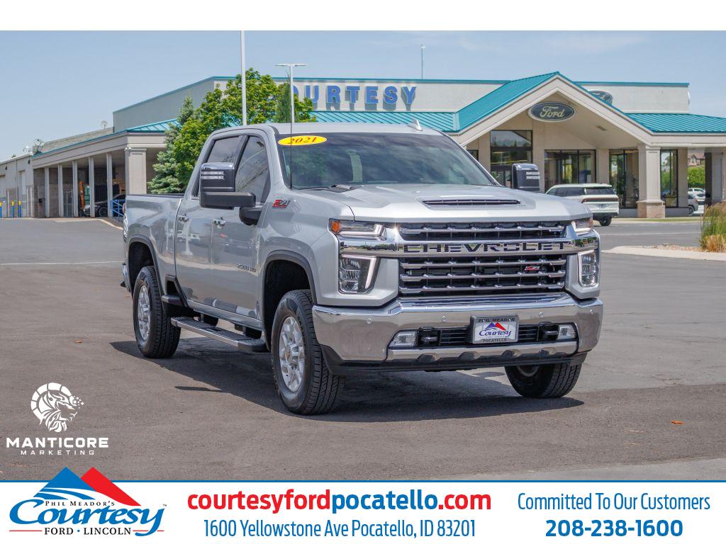 2021 Chevrolet Silverado HD LTZ 4WD Crew Cab Standard Box's photo