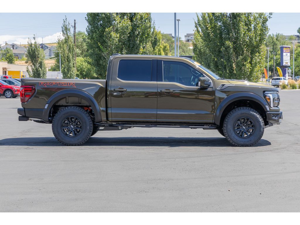 2025 Ford F-150 Raptor photo 2