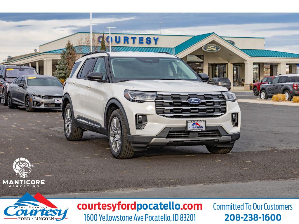 2025 Ford Explorer Active's photo