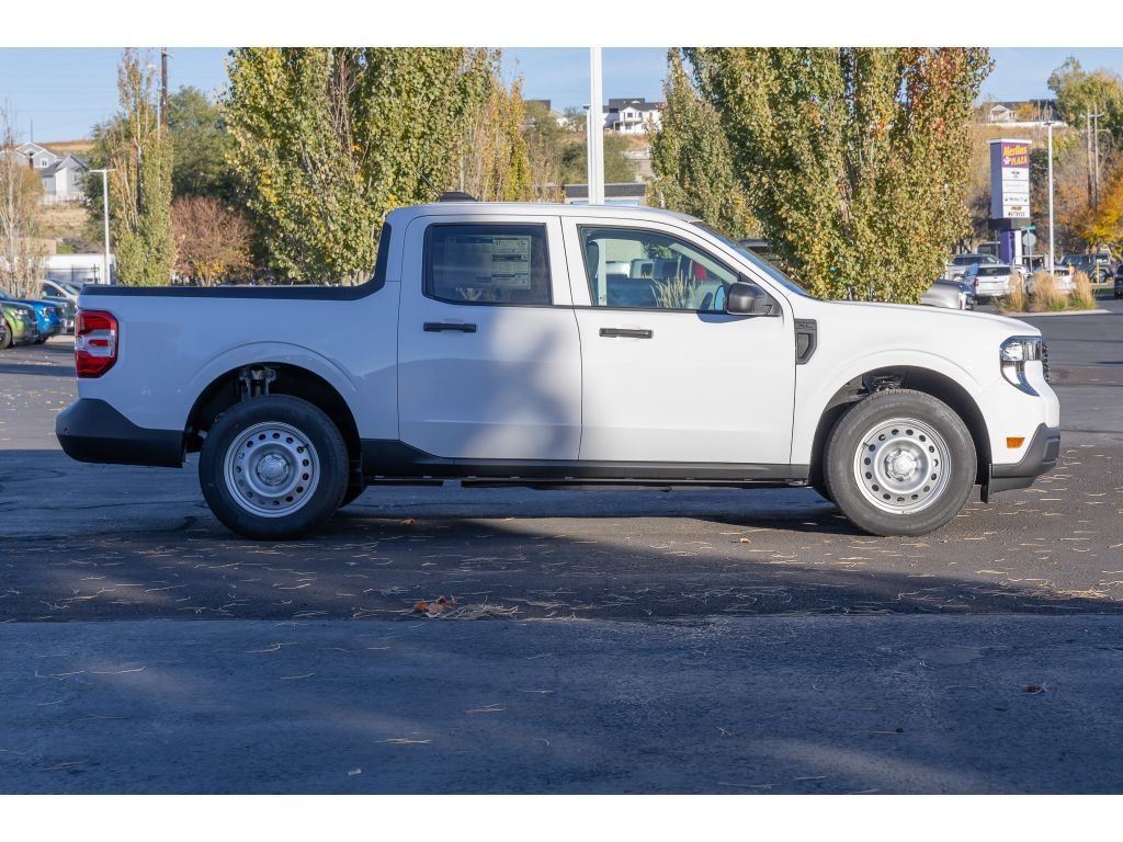 New 2025 Ford Maverick XL Cab; Super Crew