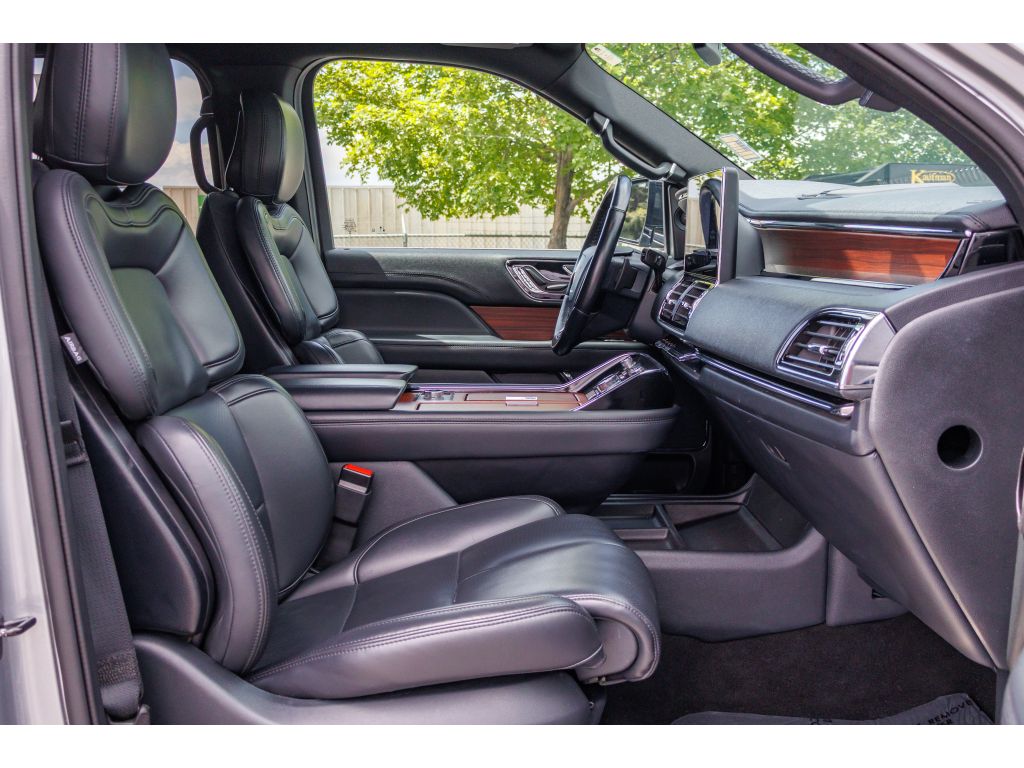 2024 Lincoln Navigator Premiere L - Photo 11