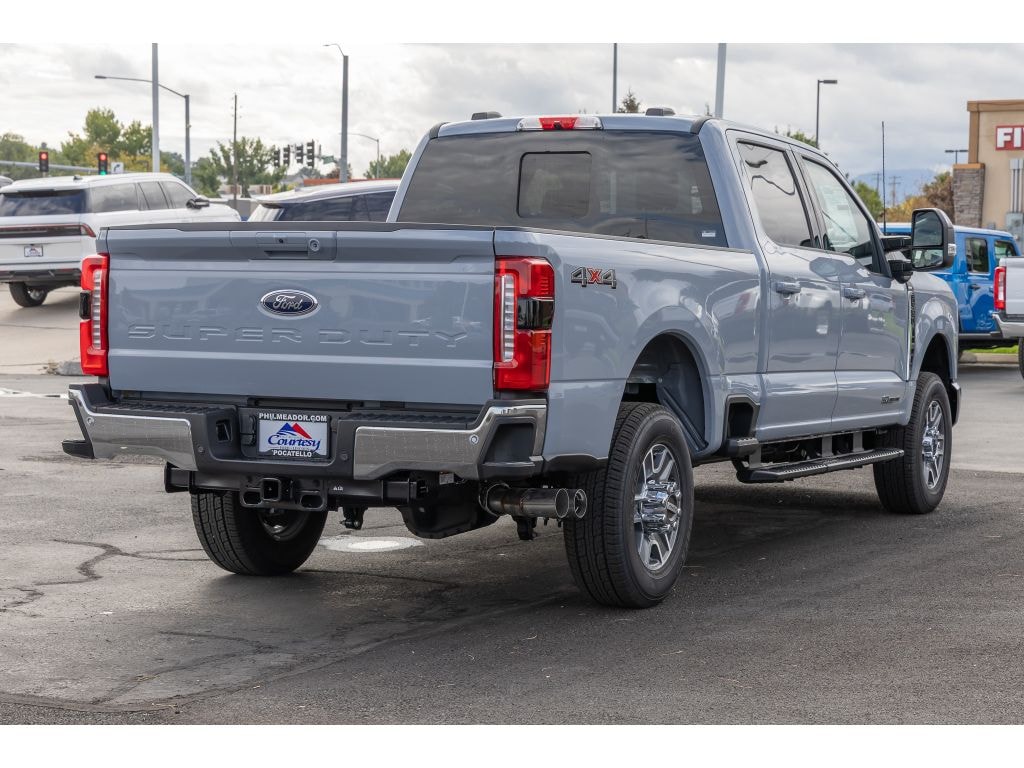 New 2026 Ford F-350 Lariat Cab; Crew