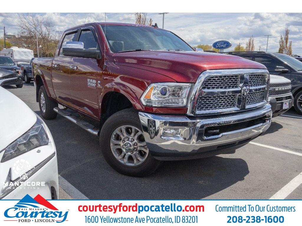 2017 RAM 3500 Laramie 4X4 Crew Cab SWB's photo