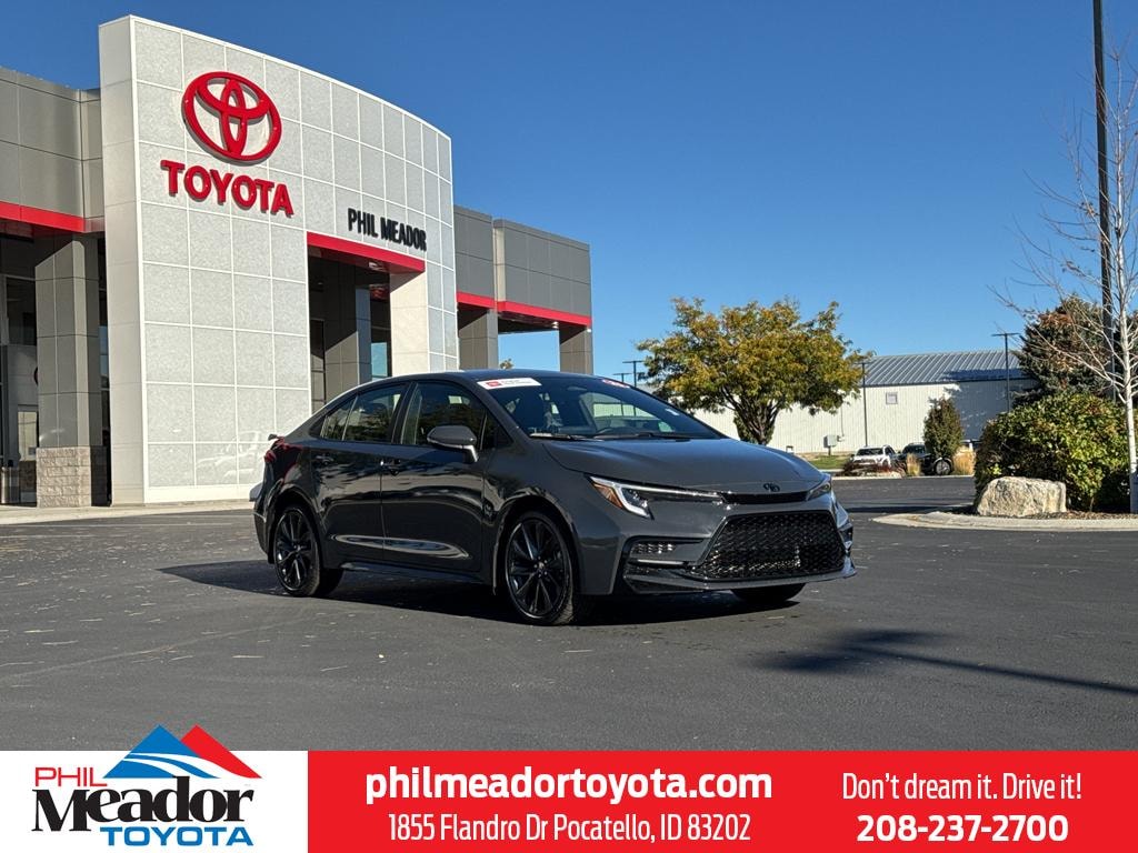 Used 2025 Toyota Corolla SE Sedan