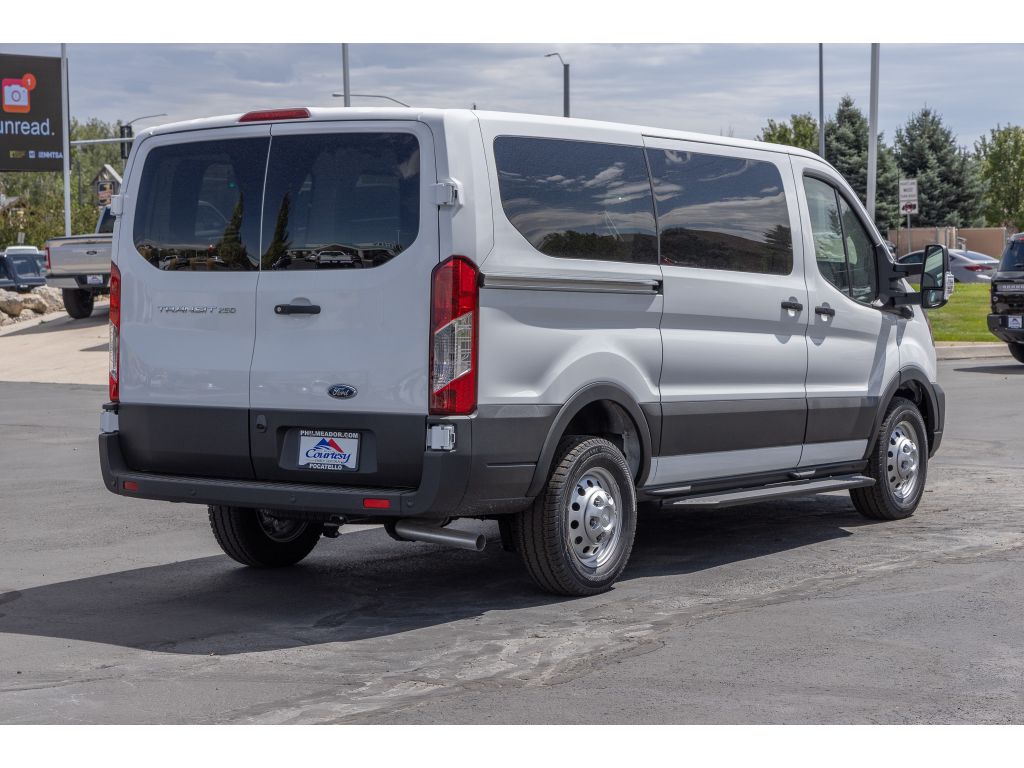 2024 Ford Transit Van Cargo photo 2