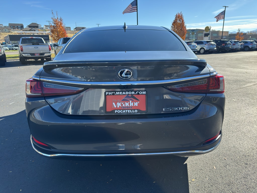 Used 2024 Lexus ES 300h Premium Sedan