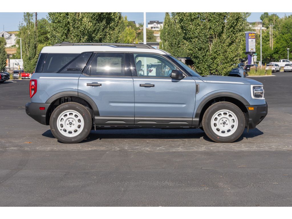 2025 Ford Bronco Sport Heritage photo 2