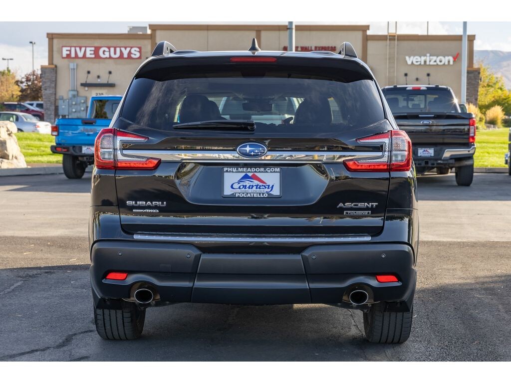 Used 2023 Subaru Ascent Touring Wagon