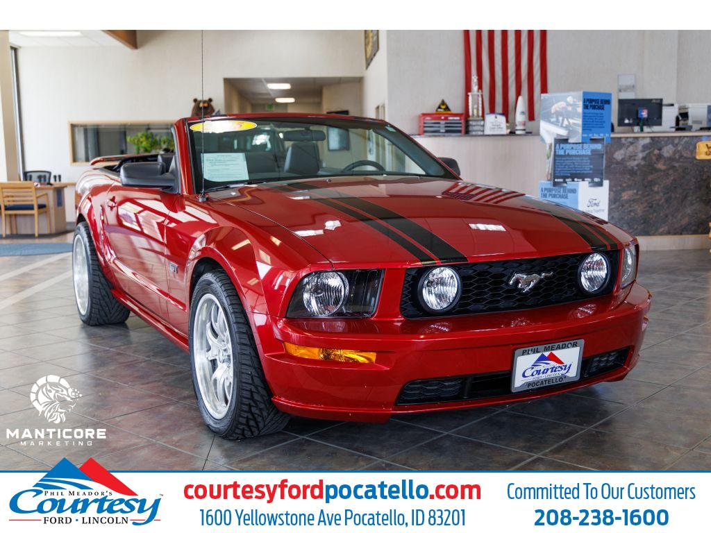 2005 Ford Mustang
