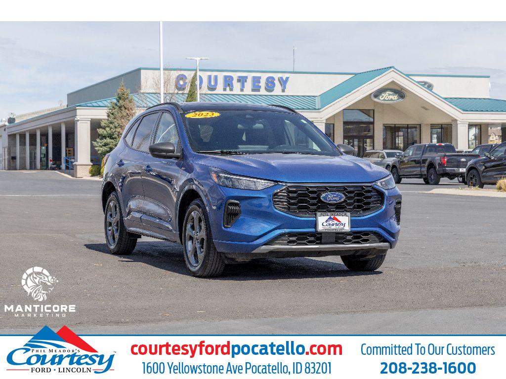 2023 Ford Escape ST-Line AWD's photo