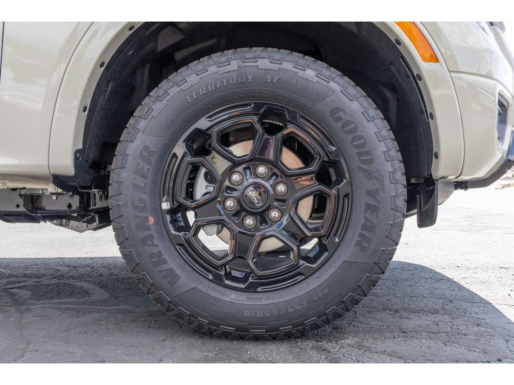 2025 Ford Ranger Lariat - Photo 9