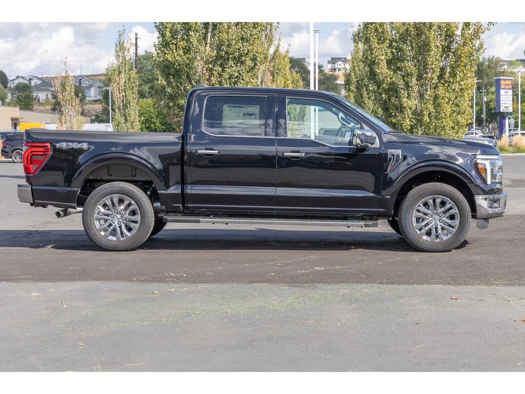 New 2025 Ford F-150 Lariat Cab; Super Crew