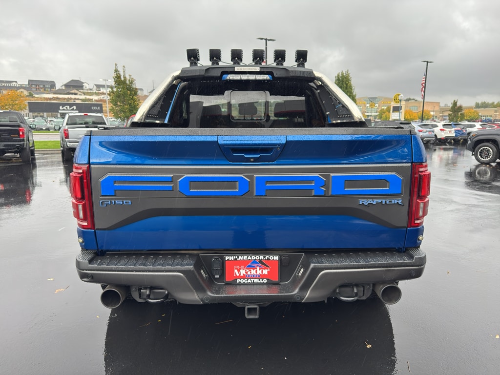 2018 Ford F-150 Raptor photo 2