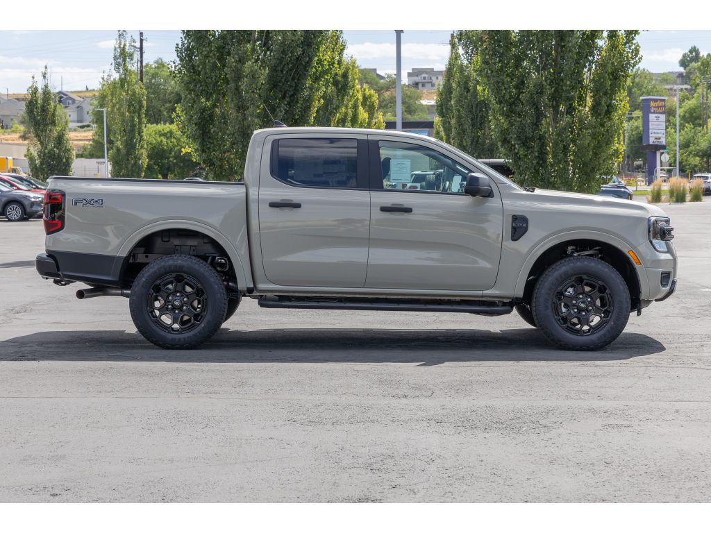 2025 Ford Ranger XLT photo 2