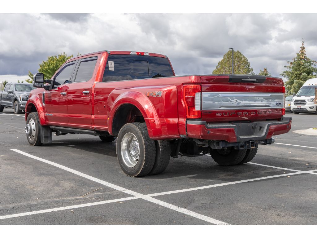 2018 Ford F-450 Platinum photo 2