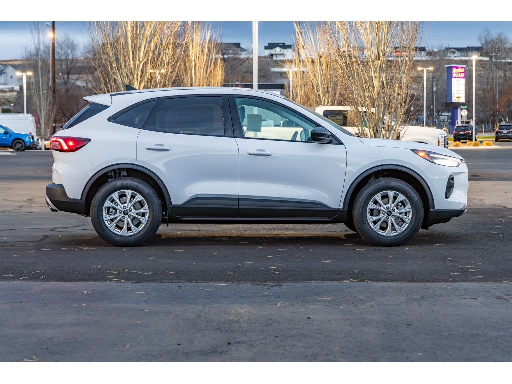 New 2026 Ford Escape Active Wagon