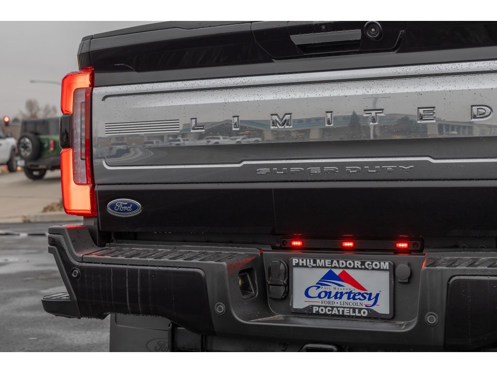 2024 Ford F-450 Super Duty Limited - Photo 31