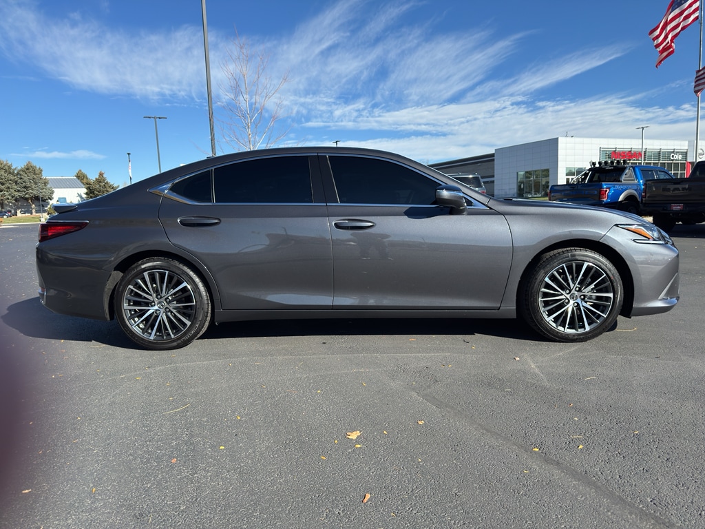 Used 2024 Lexus ES 300h Premium Sedan