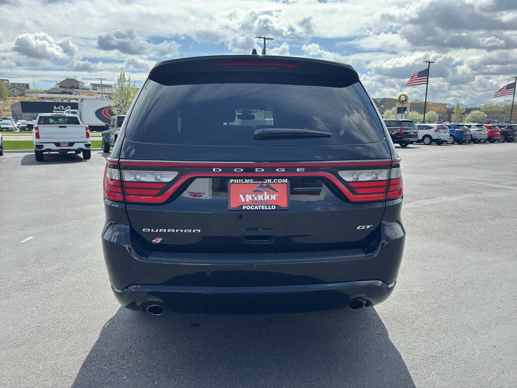 2023 Dodge Durango GT photo 2