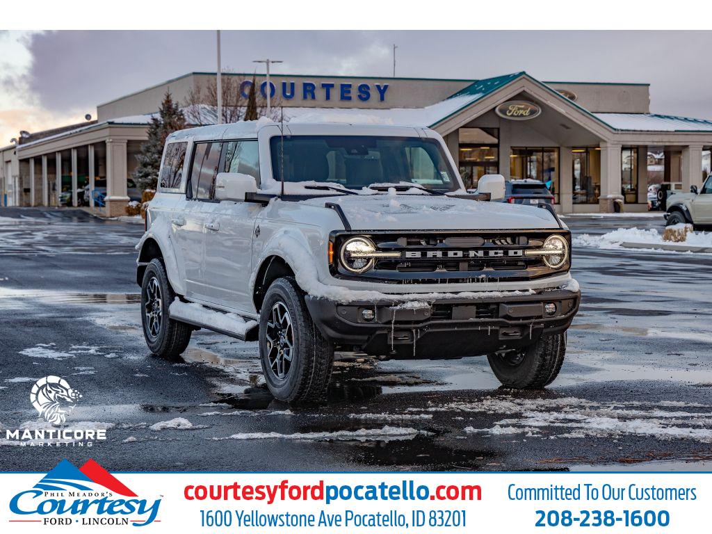 2025 Ford Bronco 4-Door Outer Banks's photo