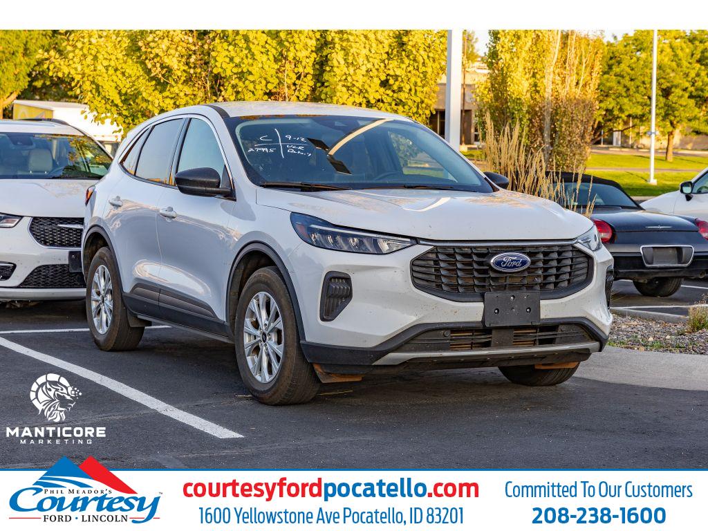 2023 Ford Escape