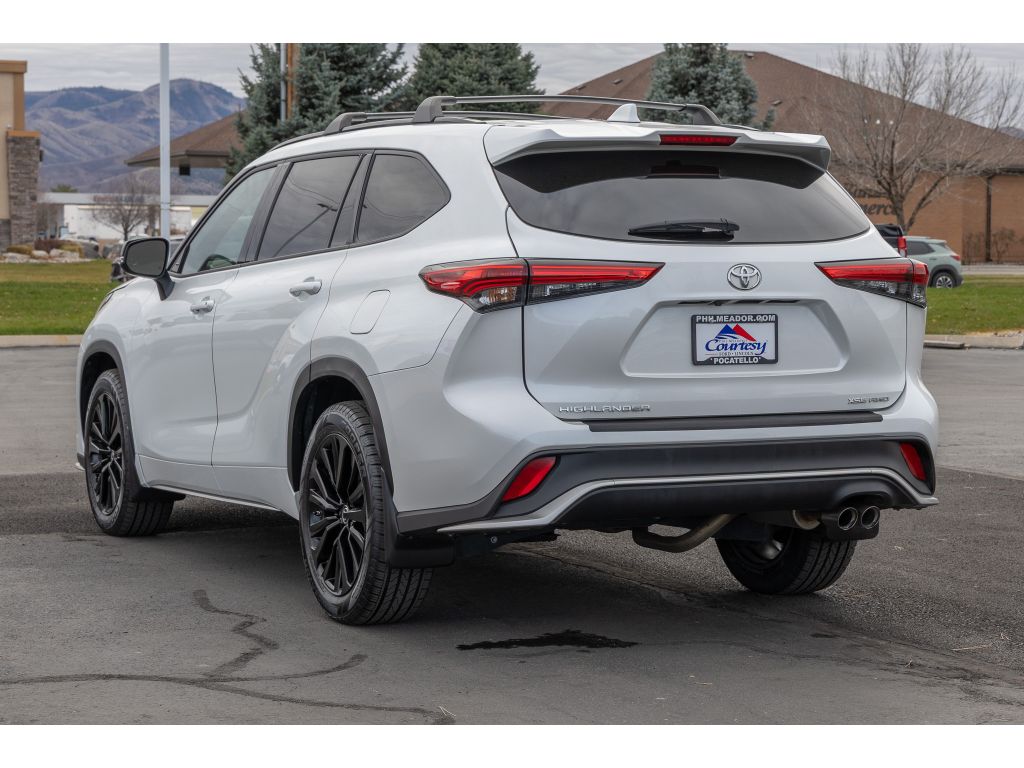 Image of 2023 Toyota Highlander XSE All Wheel Drive Wagon
