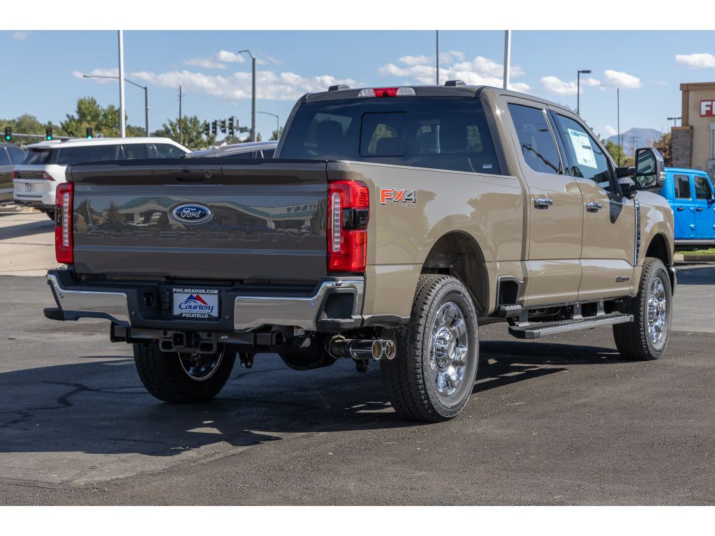 2026 Ford F-250 Lariat photo 3