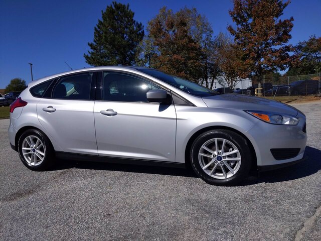 Used 2018 Ford Focus SE with VIN 1FADP3K2XJL214304 for sale in Conyers, GA