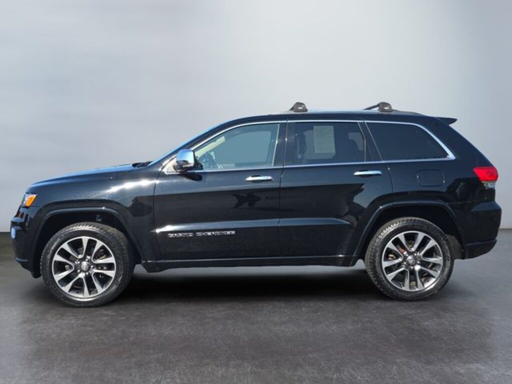 Used 2017 Jeep Grand Cherokee Overland 4x4 SUV