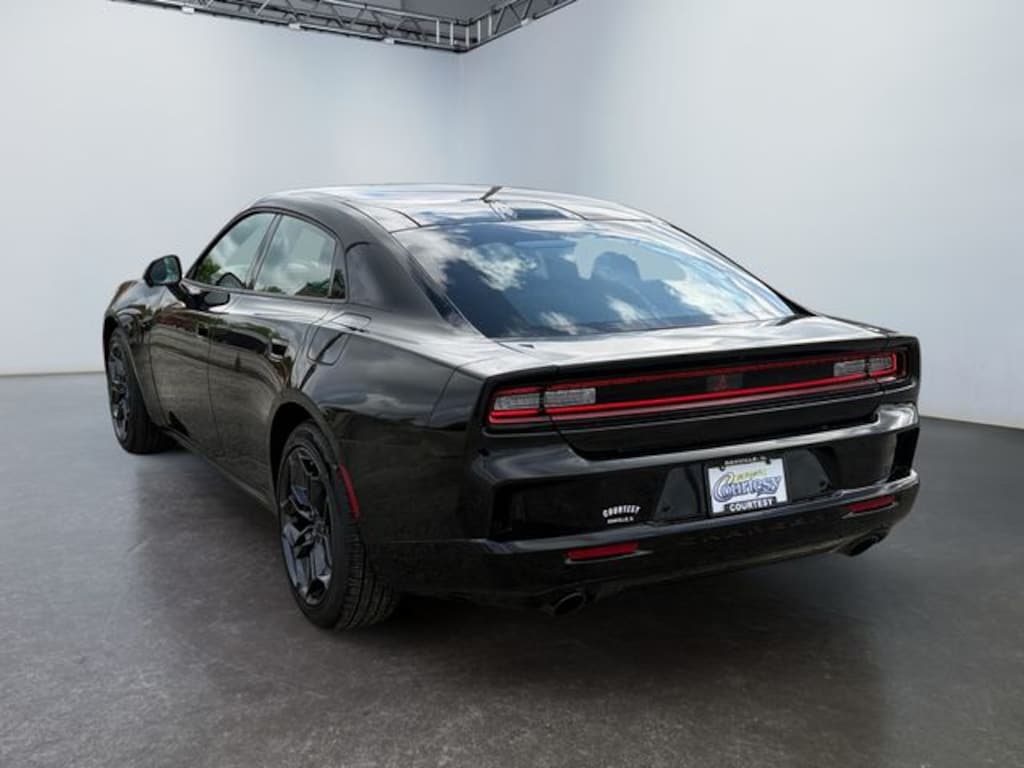New 2026 Dodge Charger R/T PLUS 4-DOOR AWD Sedan