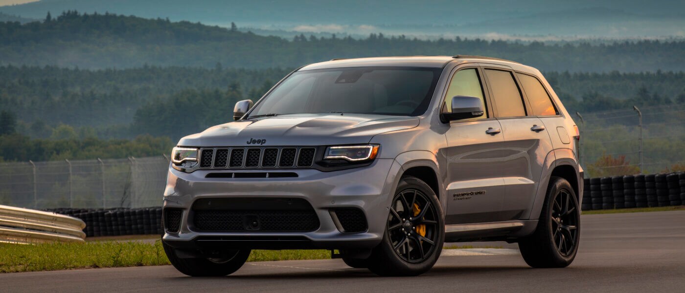 2020 Jeep Grand Cherokee exterior forest highway
