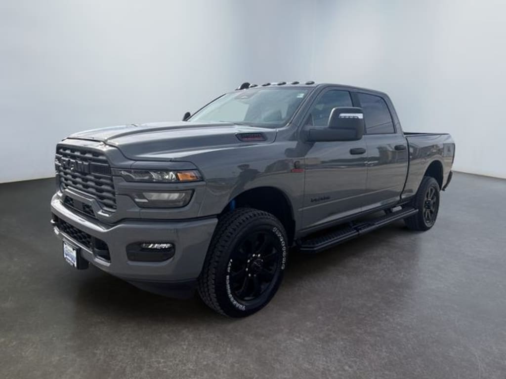 New 2026 Ram 2500 BIG HORN CREW CAB 4X4 6'4 BOX Pickup