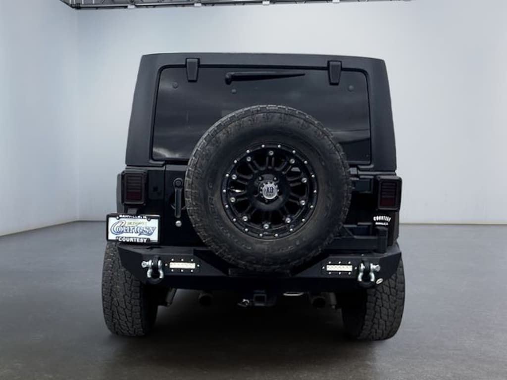 Used 2012 Jeep Wrangler Unlimited Rubicon SUV