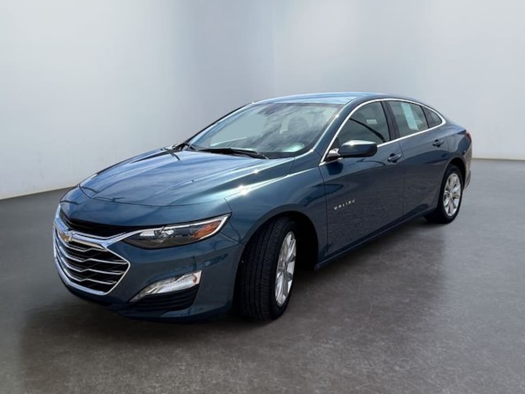 Used 2025 Chevrolet Malibu 1LT Sedan