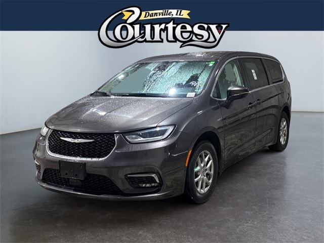 2023 Chrysler Pacifica Van Passenger Van 